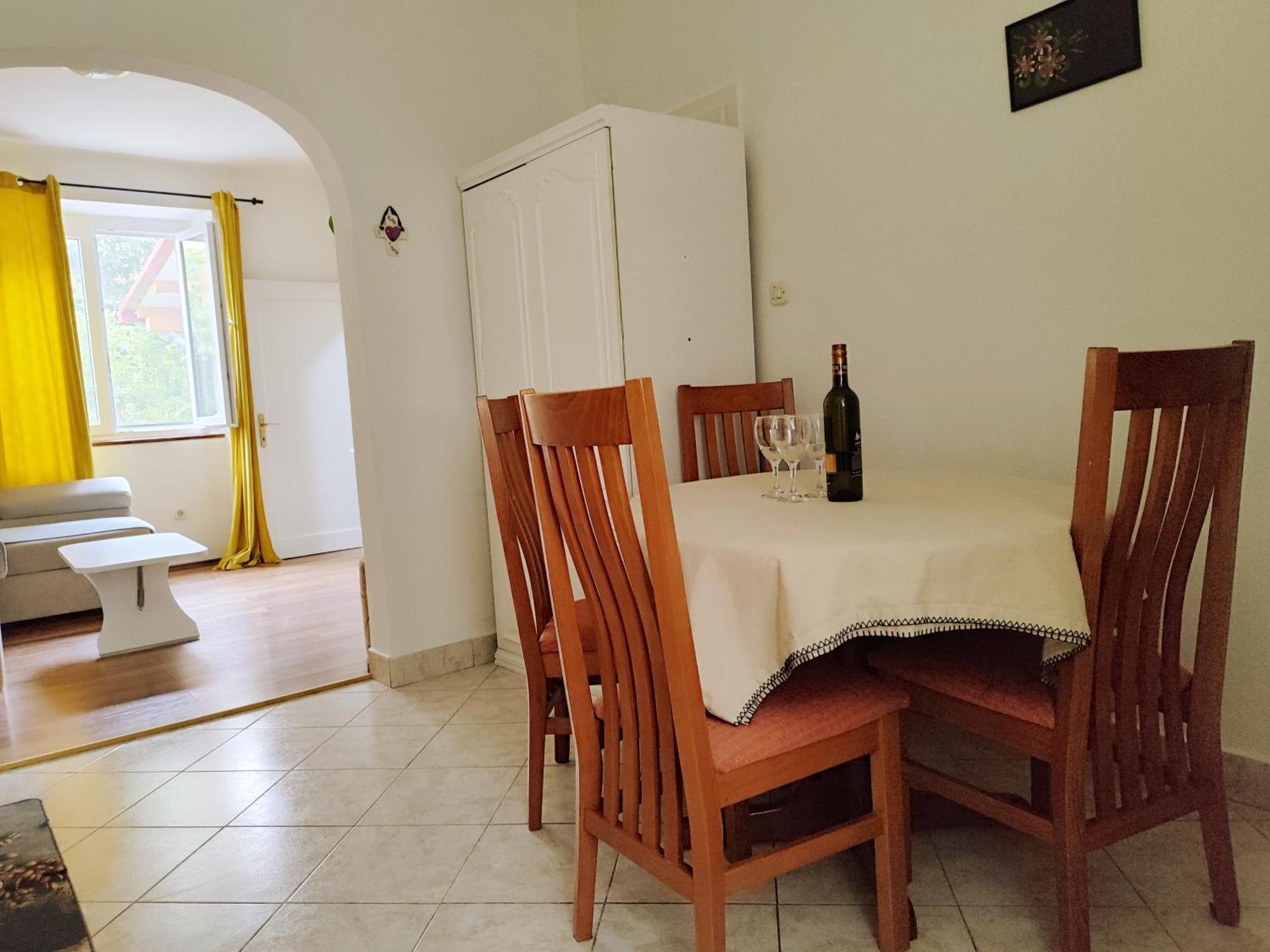 Apartman Daniel With Free Parking Mundanije ภายนอก รูปภาพ